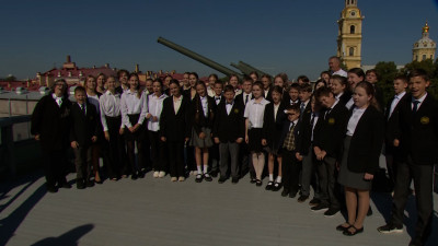 Вторая Санкт-Петербургская гимназия отмечает свое 220-летие: Александр Беглов направил поздравление педагогам, учащимся и выпускникам