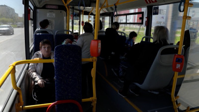 В День памяти жертв блокады проезд в транспорте будет бесплатным для ветеранов