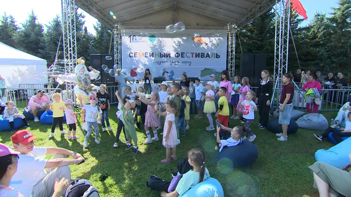 Александр Беглов: Большой семейный фестиваль в Парке 300-летия даёт возможность каждому петербуржцу почувствовать себя частью одной большой команды - tvspb.ru