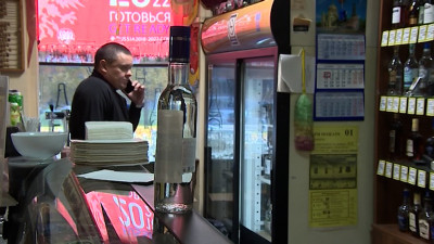 В Петербурге с 1 сентября вступил в силу закон о «наливайках»