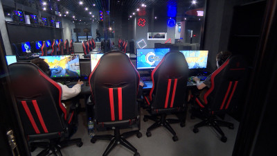 Банки усилят контроль за операциями несовершеннолетних клиентов по требованию ЦБ