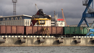 С января по август грузооборот Большого порта Санкт-Петербург составил 37 млн тонн