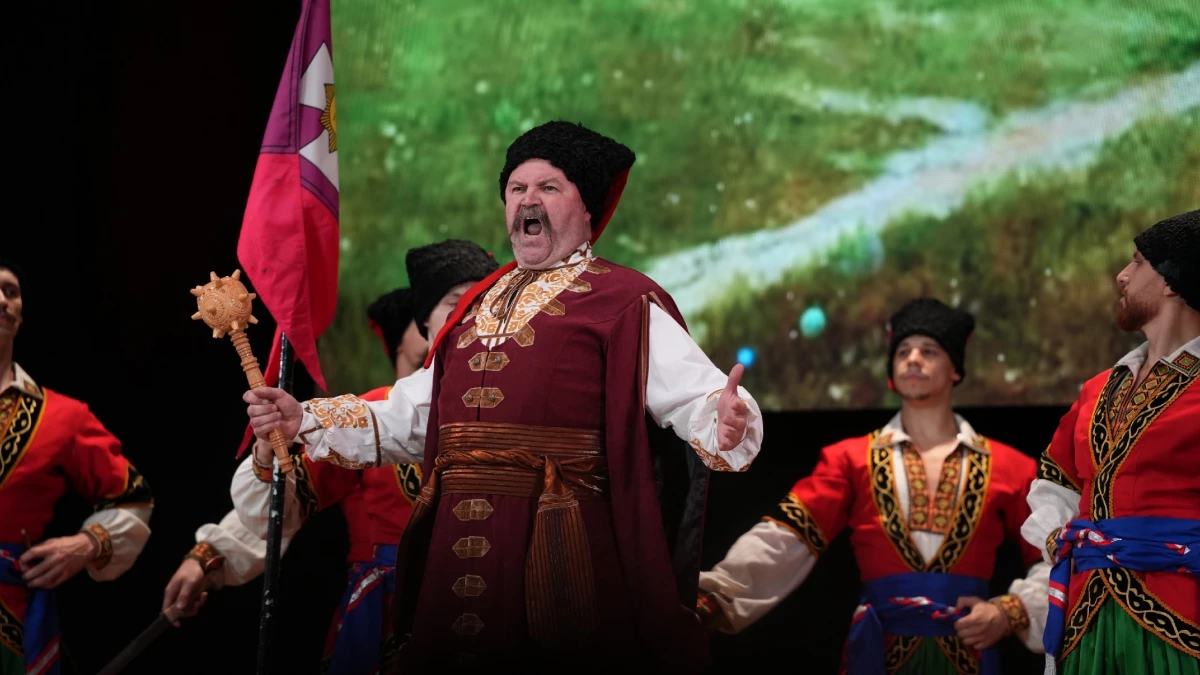 Кубанский казачий хор выступит в Санкт-Петербурге - tvspb.ru