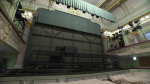 Ремонт сцены и обновление входной группы в театре Комиссаржевской