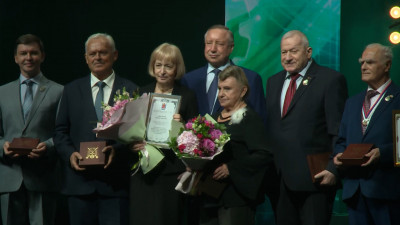 В Ледовом дворце чествовали лучших промышленников Петербурга