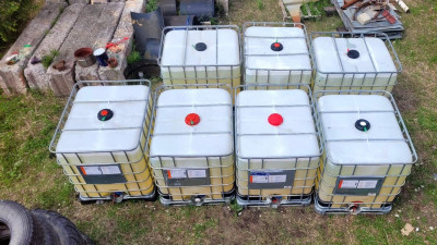 На территории морского порта Усть-Луга двое водителей незаконно перелили более 6,5 тыс. литров дизельного топлива