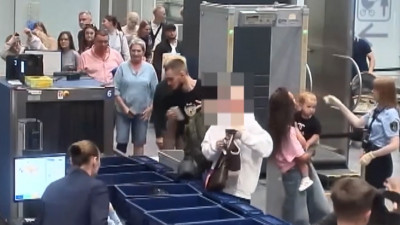 19-летняя жительница Ленобласти попалась на краже часов в Пулково