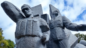 Памяти погибших во всех войнах: уникальный мемориал и специальная программа к 80-летию Победы на кинофестивале в Благовещенске