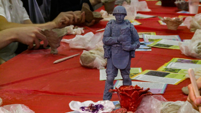 Как в Петербурге создают народный памятник ветеранам СВО — «Защитник Отечества»