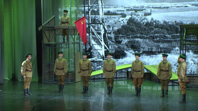 В театре Академии танца Бориса Эйфмана представили премьеру баллады «Дети капитана Гранта»