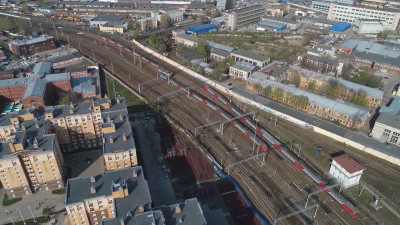 Два аварийно-восстановительных поезда направили из Петербурга к месту схода тепловоза в Ленобласти