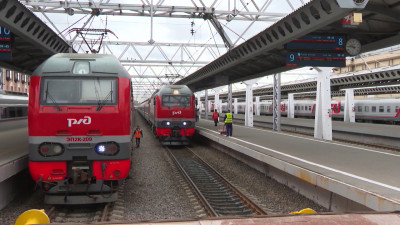 В Ленобласти добавили дополнительные автобусы из-за приостановки движения на железной дороге