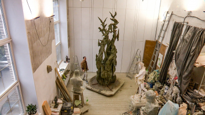 Петербургский скульптор приступил к финальному этапу создания памятника жертвам ковида