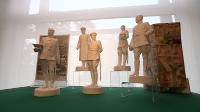 Говоров, Рокоссовский, Жуков: на Императорском заводе представили коллекцию скульптур «Маршалы Победы»