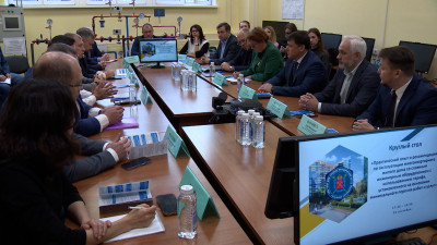 Жилищный комитет обсудил с управляющими компаниями Петербурга тарифы на содержание жилья с учетом минимального перечня услуг