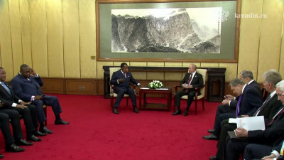 Владимир Путин встретился в Пекине с президентом Республики Конго Дени Сассу-Нгессо