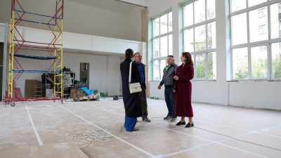 Единороссы Красногвардейского района проверили ход капитального ремонта филиала лицея № 533