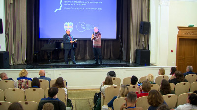 В Доме журналиста открылась «Школа литературного мастерства имени Анны Ахматовой»