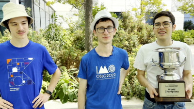 Александр Беглов поздравил команду СПбГУ с победой чемпионате по программированию ICPC World Finals 2025