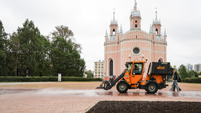 С начала сезона для уборки петербургских улиц использовали более 1,5 млн кубометров воды