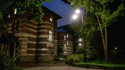 На территории психиатрической больницы №3 в Петербурге установили 349 новых фонарей