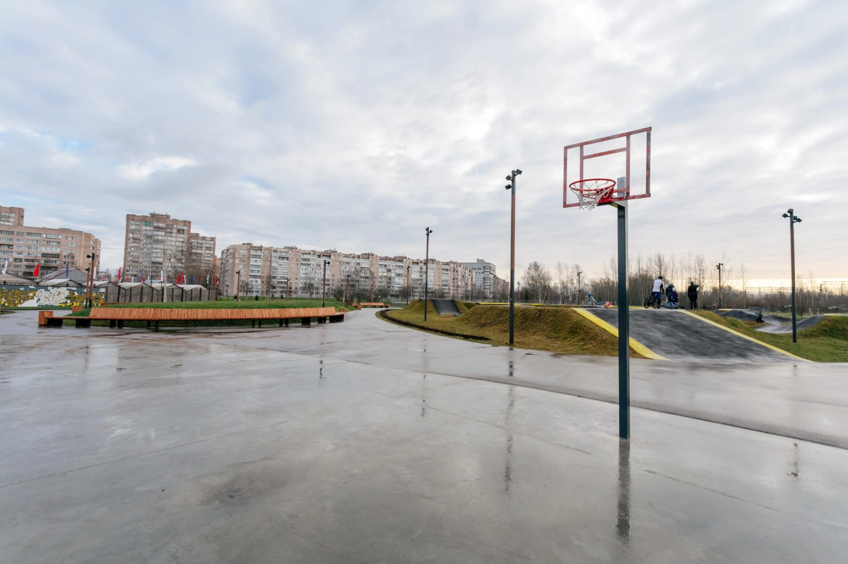 Александр Беглов поздравил горожан с 94-й годовщиной основания Металлостроя - tvspb.ru