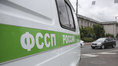 Петербуржец оплатил более 450 штрафов ГИБДД ради поездки за границу