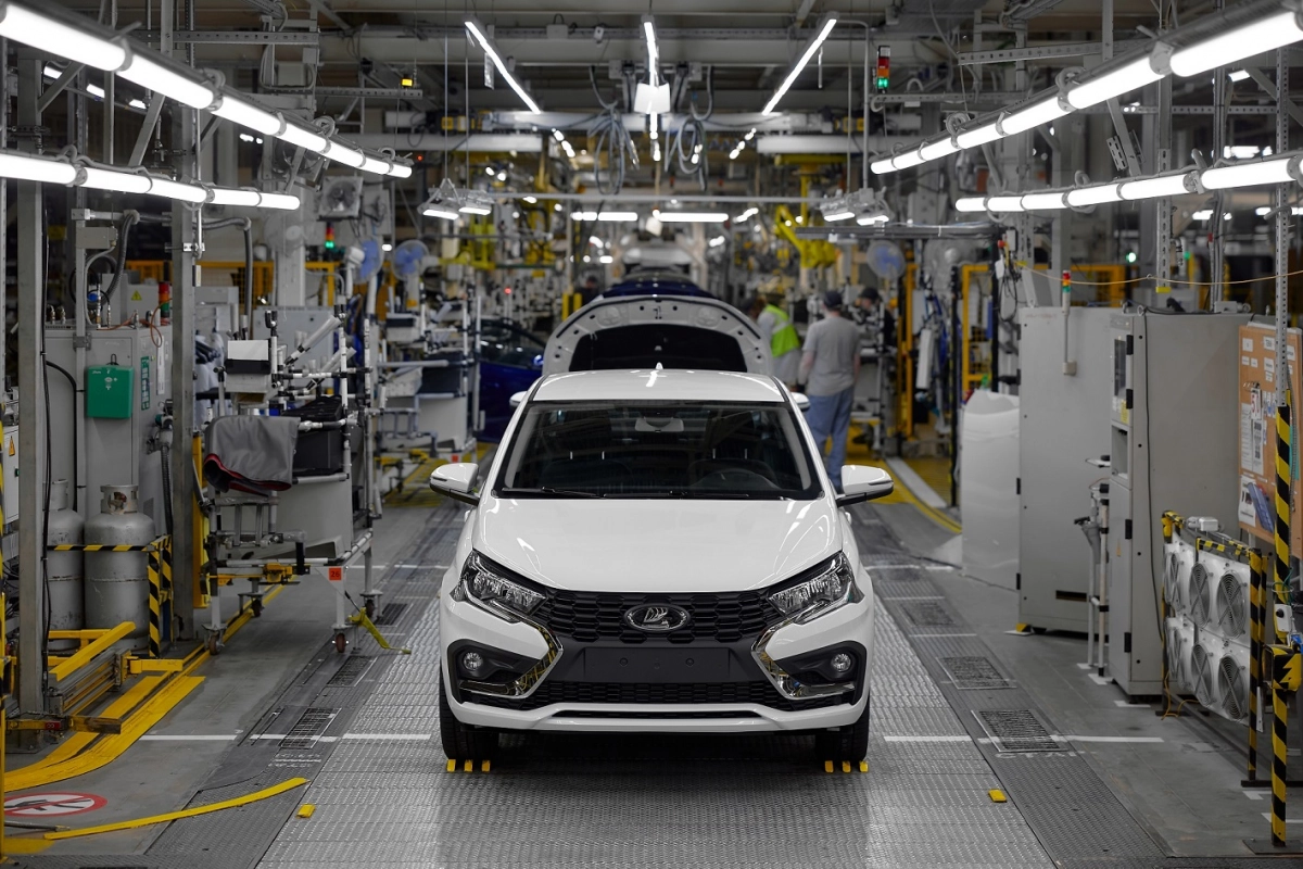 Серийное производство Lada Iskra запустили на автозаводе в Петербурге - tvspb.ru
