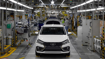 Серийное производство Lada Iskra запустили на автозаводе в Петербурге
