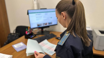 Петербуржец выплатил долг по алиментам в 1,5 млн рублей после лишения водительских прав