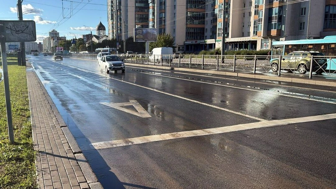 Ленинский проспект высушили - tvspb.ru