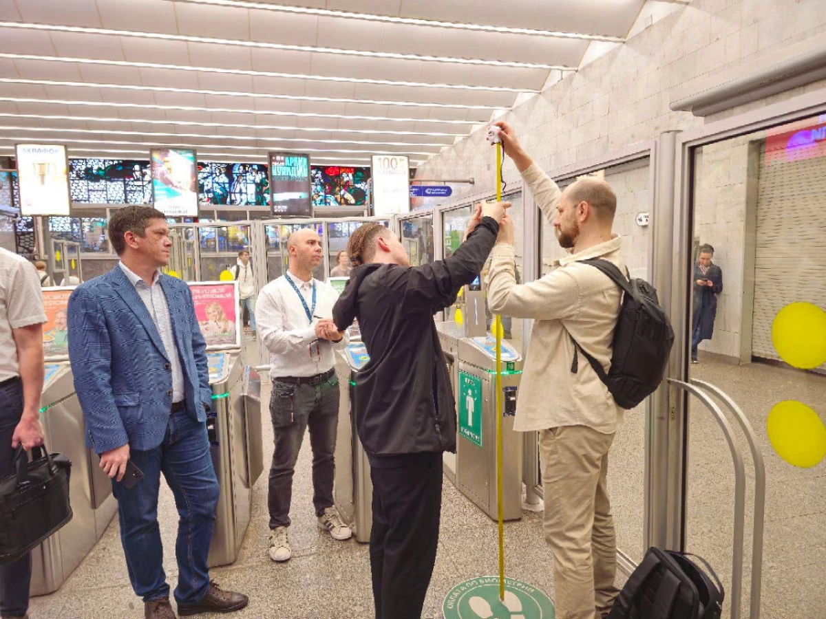 Турникеты справляются с большим потоком: предварительные итоги испытания биометрии в метро Петербурга - tvspb.ru