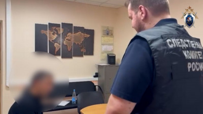 В Петербурге правоохранители обнаружили тело мужчины в грядке с укропом