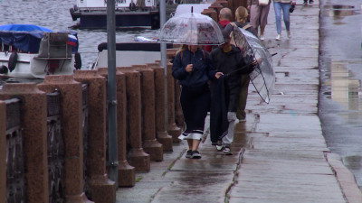 Петербуржцев предупредили о сильном ветре 22 сентября