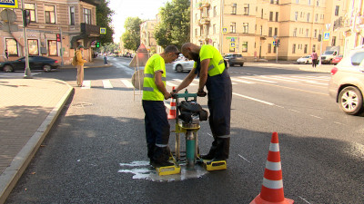 Под контролем петербуржцев: в Адмиралтейском районе проверили качество ремонта Старо-Петергофского проспекта