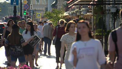 6 миллионов туристов посетили Петербург за летний сезон