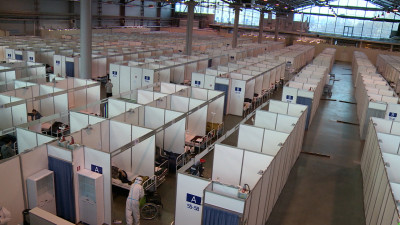 Александр Беглов поздравил работников санэпидслужб с профессиональным праздником