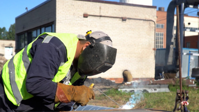 Александр Беглов: К началу отопительного сезона завершена реконструкция теплосетей, снабжающих 247 зданий в Красногвардейском районе