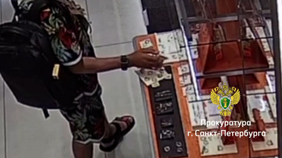 Дело о краже кольца с бриллиантом из магазина на проспекте Космонавтов передали в суд