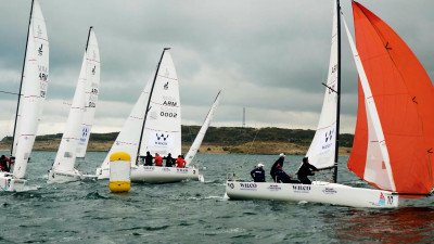 Петербургские яхтсмены стали вторыми на международных соревнованиях по парусному спорту в Армении