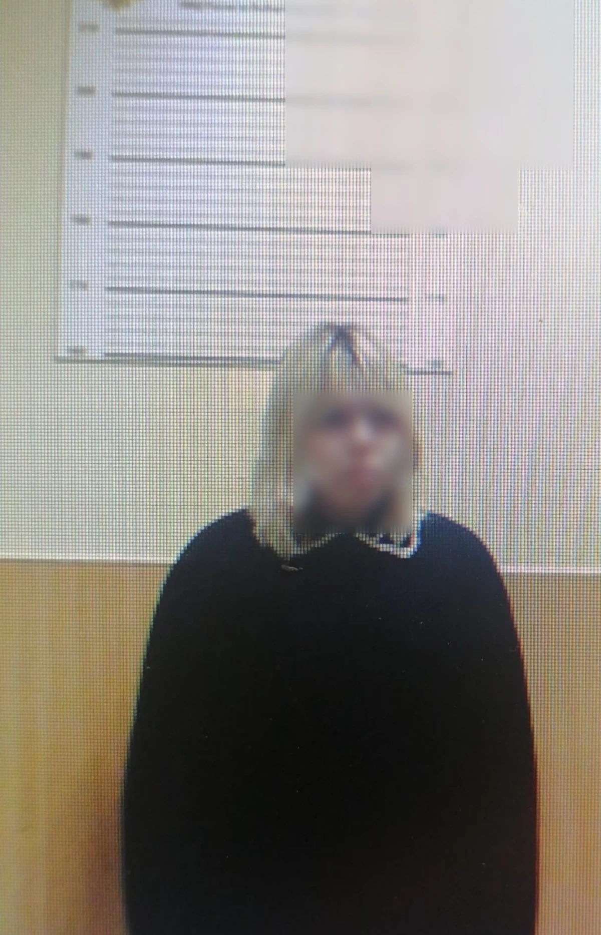 Полиция задержала петербурженку, облившую сотрудницу банка зеленкой по наводке мошенников - tvspb.ru