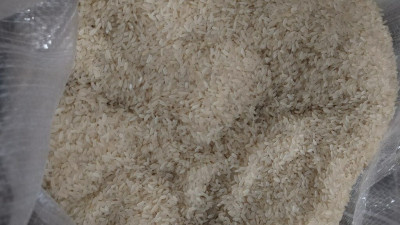 В Петербург не попало 54 тонны зараженного риса из Вьетнама