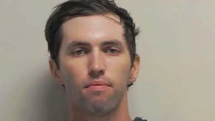 Тайлеру Робинсону предъявили обвинение в убийстве Чарли Кирка - tvspb.ru