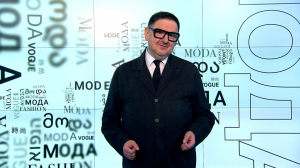 Офисная одежда — не обязательно строгая или скучная. Как костюм-тройку превратить в стильный акцент?