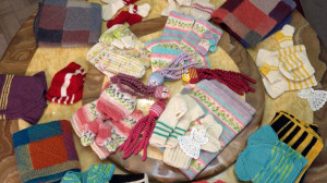 28 петель для жизни. Познакомимся с мастерицами из вязального клуба, которые создают удивительные вещи для крошечных петербуржцев