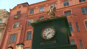 Старинные часы ещё идут: самые знаменитые башенные часы Петербурга