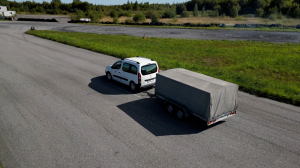 Тебе водить. Вождение с прицепом, замена аккумулятора, советский премиум ГАЗ-13 «Чайка»