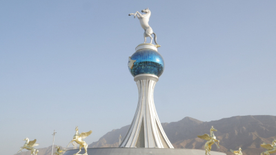 Александр Беглов поздравил президента Туркменистана Сердара Бердымухамедова с днем рождения