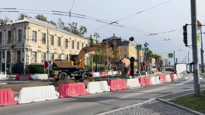 С 1 октября ограничат движение по Университетской набережной от 1-й Кадетской линий до 2-й и 3-й линий В.О.