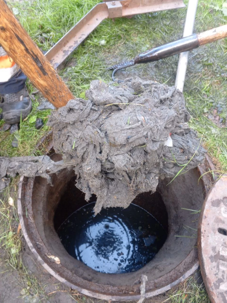 «Водоканал» сообщил, что больше всего засоряли канализацию этим летом жители Петроградского района - tvspb.ru